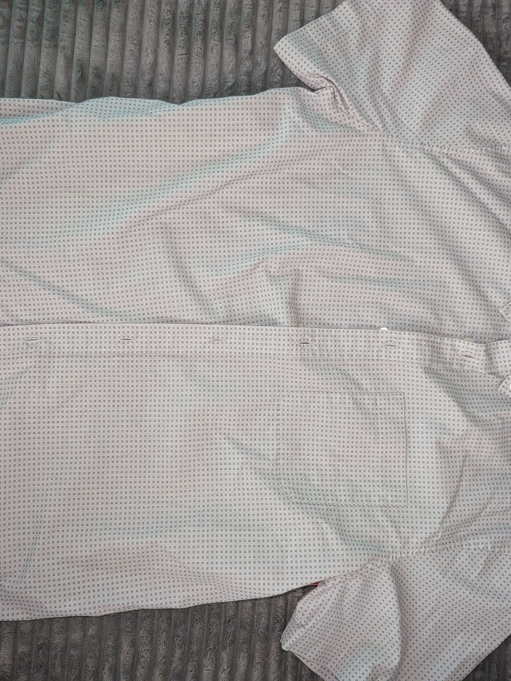 Banana Republic Men's White Short Sleeve Button-Down with Micro Dot Print